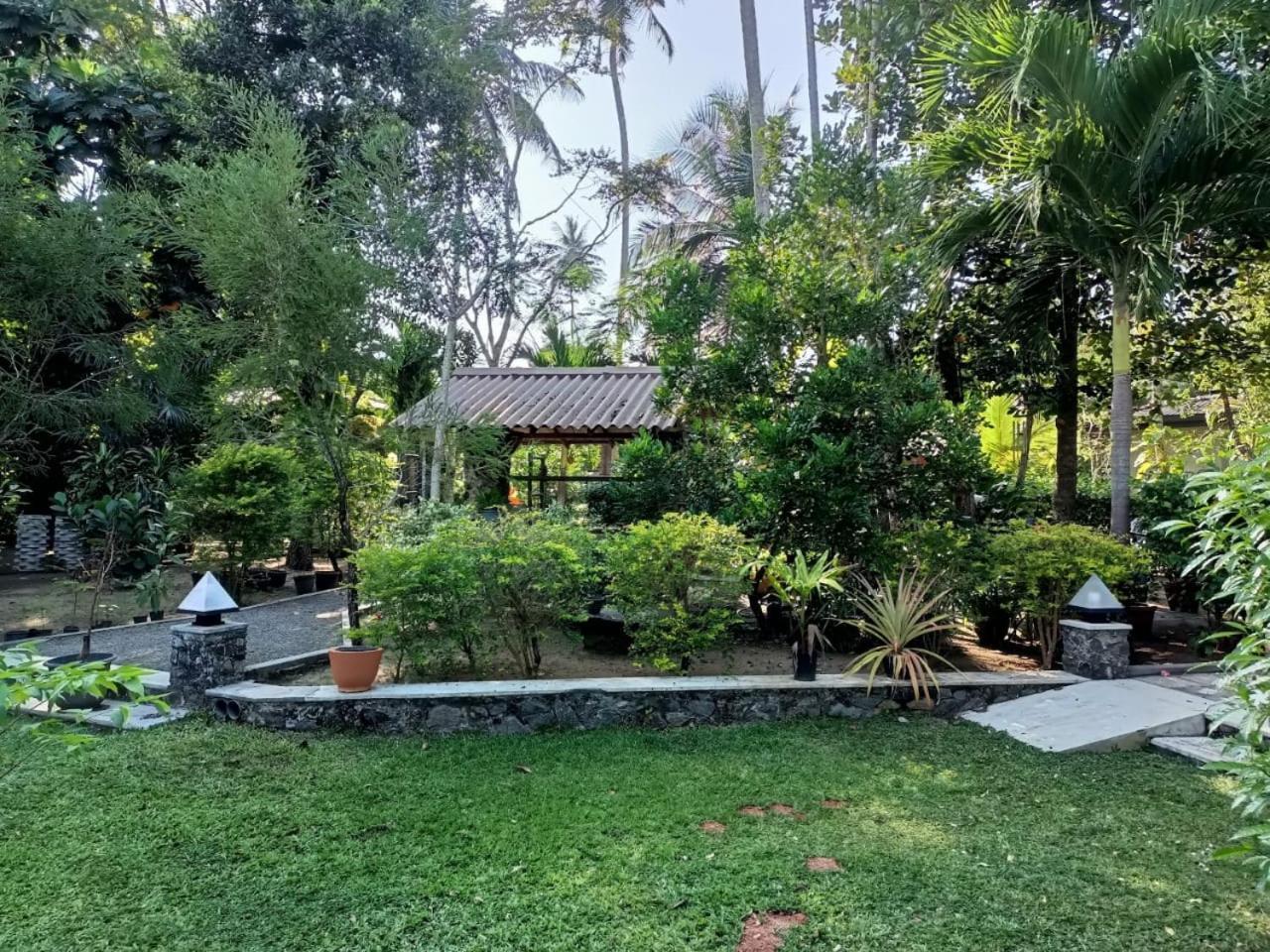 Avalon Village Resort Induruwa Εξωτερικό φωτογραφία