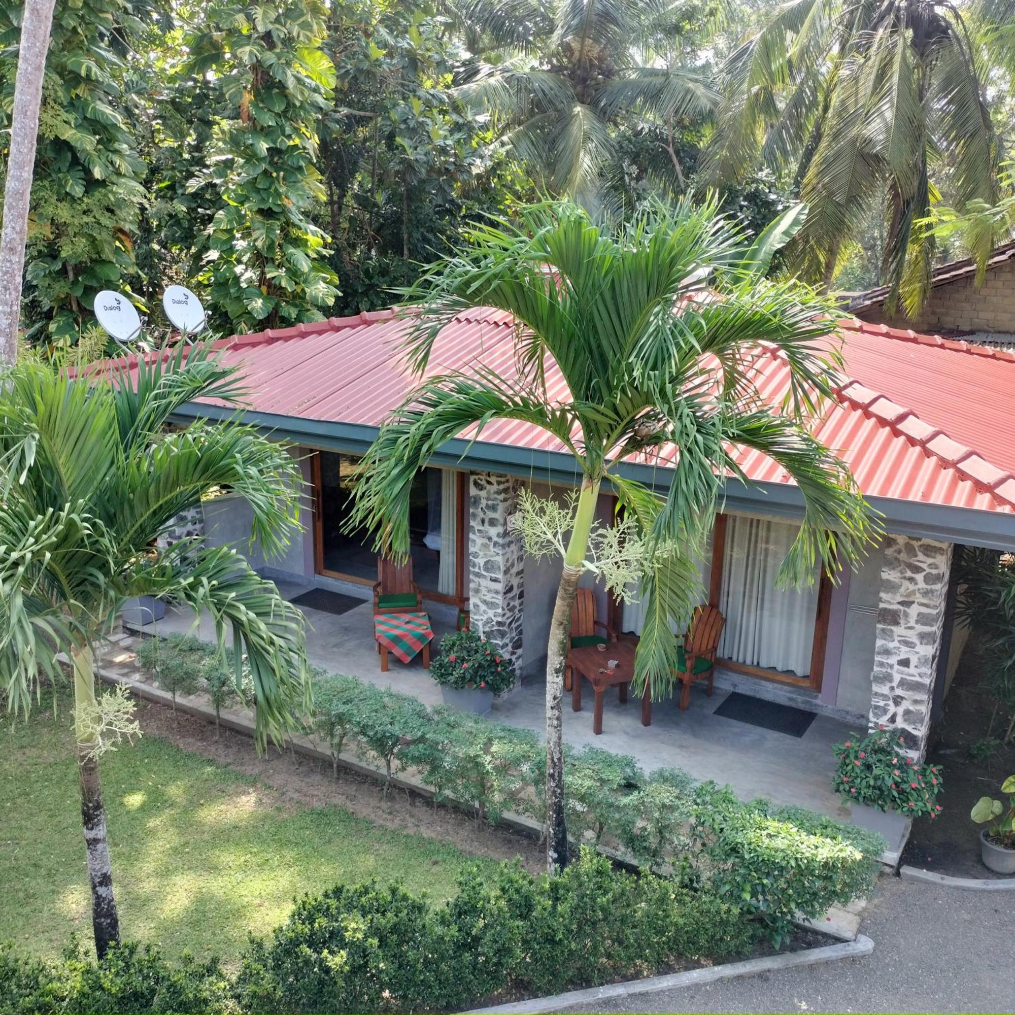 Avalon Village Resort Induruwa Εξωτερικό φωτογραφία