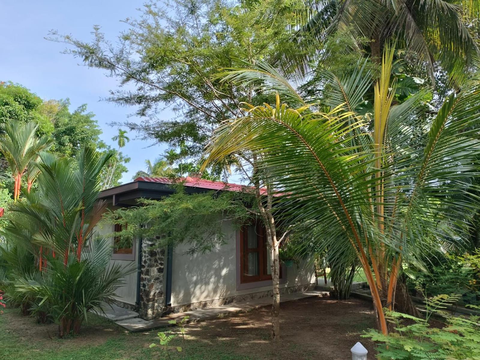 Avalon Village Resort Induruwa Εξωτερικό φωτογραφία